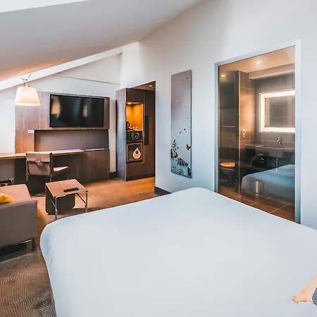 Novotel Toulouse Centre Wilson-3